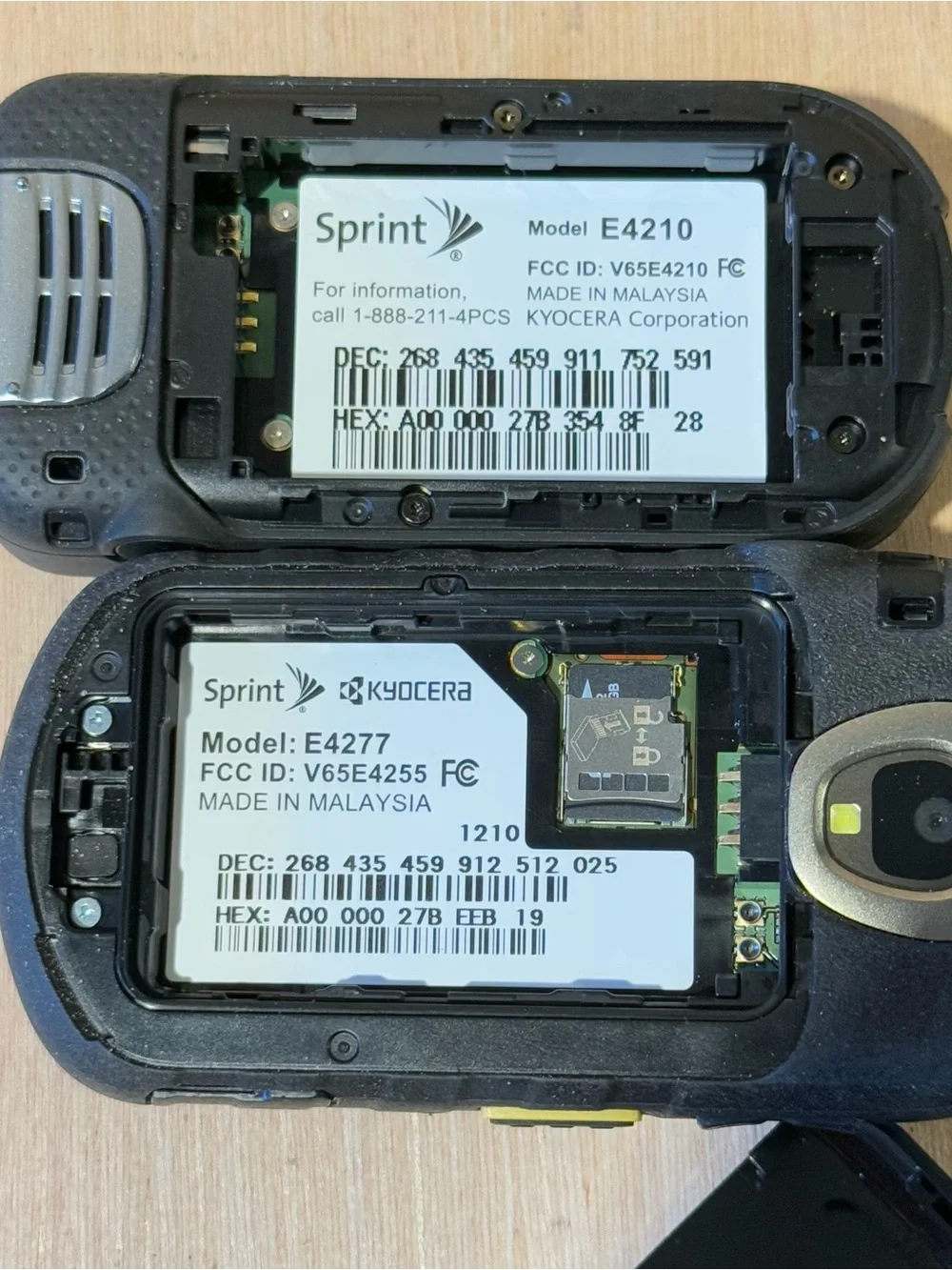 2-Kyocera DuraXT E4277-E4210 Blk & Silver (Sprint) Flip Phones UNTESTED Read Blw